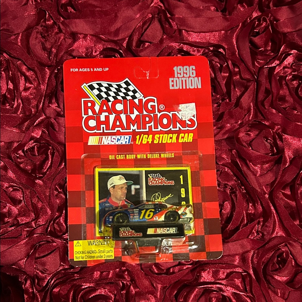 Racing Champions 1996 Edition NASCAR 1/64 Stock Car - Ted Musgrave